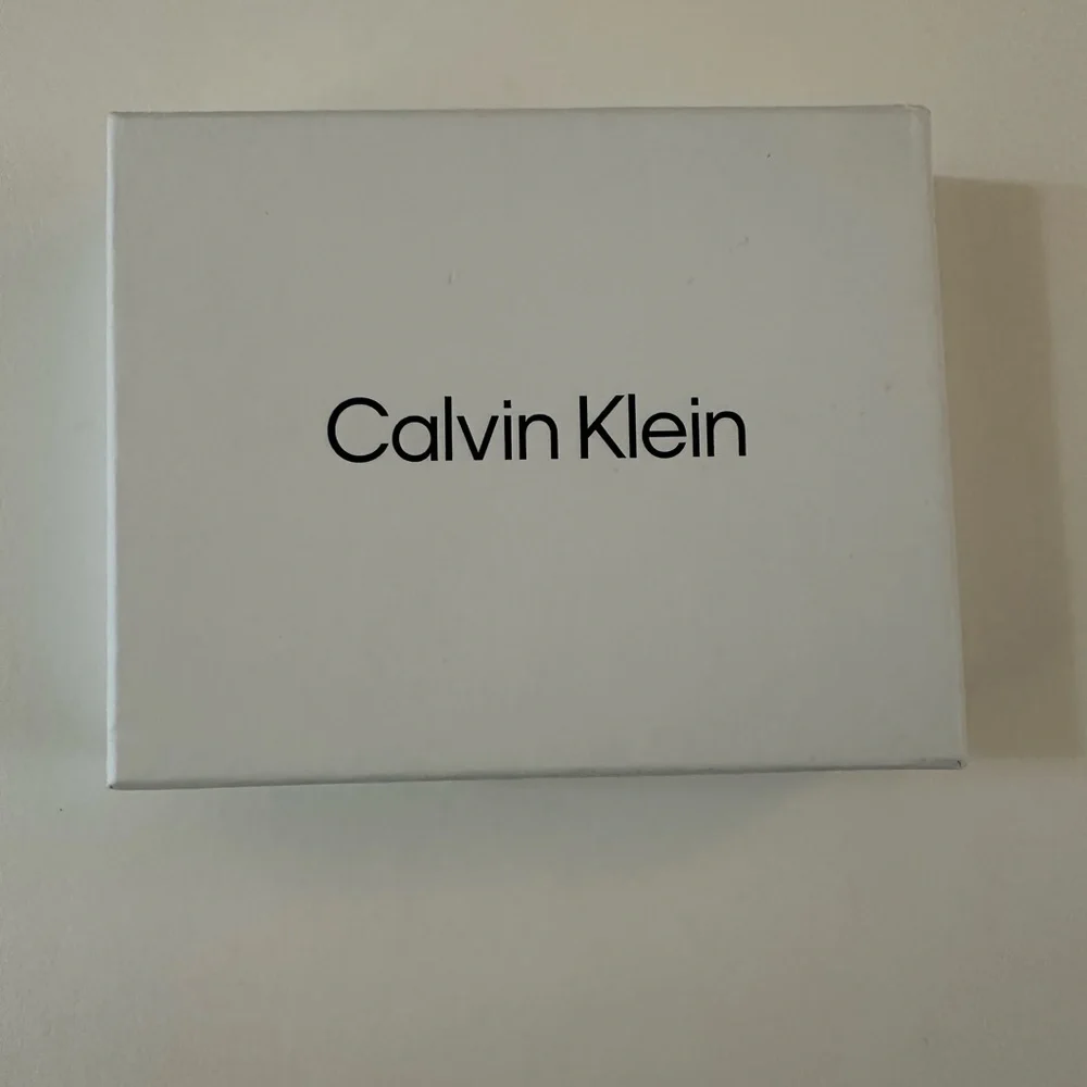Calvin Klein Black Leather RFID Card & Key Holder
